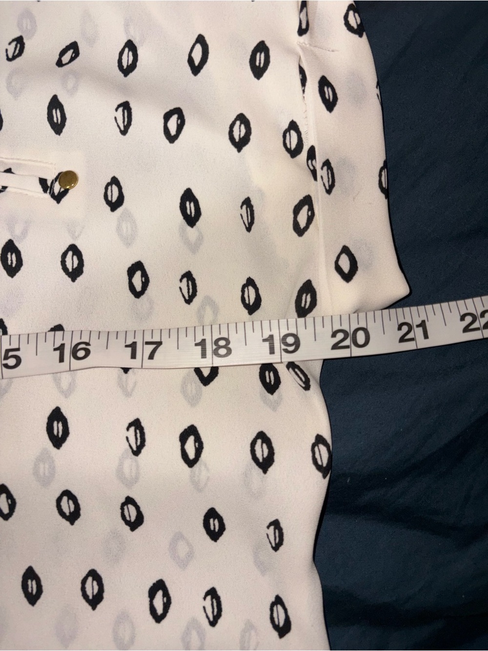 Apt. 9 Cream Blouse with Black Dot Print and Front Zip - Picture 4 of 4